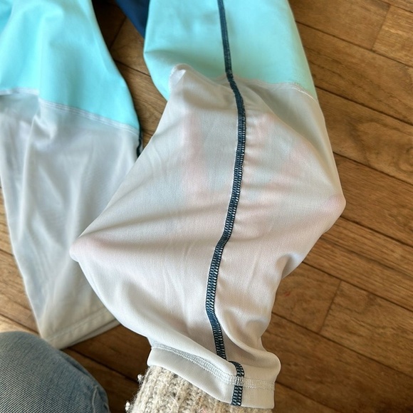 Fabletics 3X zone high-waisted powerhold leggings‎ gray blue - Picture 9 of 12